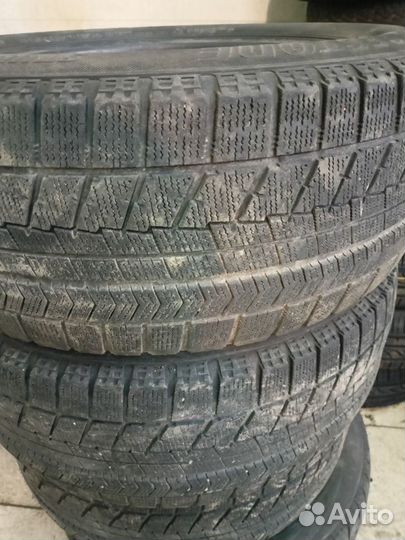 Bridgestone Blizzak DM-V1 2.25/4.5 R17