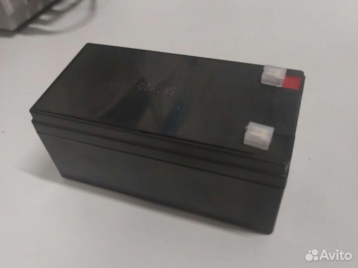 Кислотный аккумулятор 12В 3.3 Ач Robiton