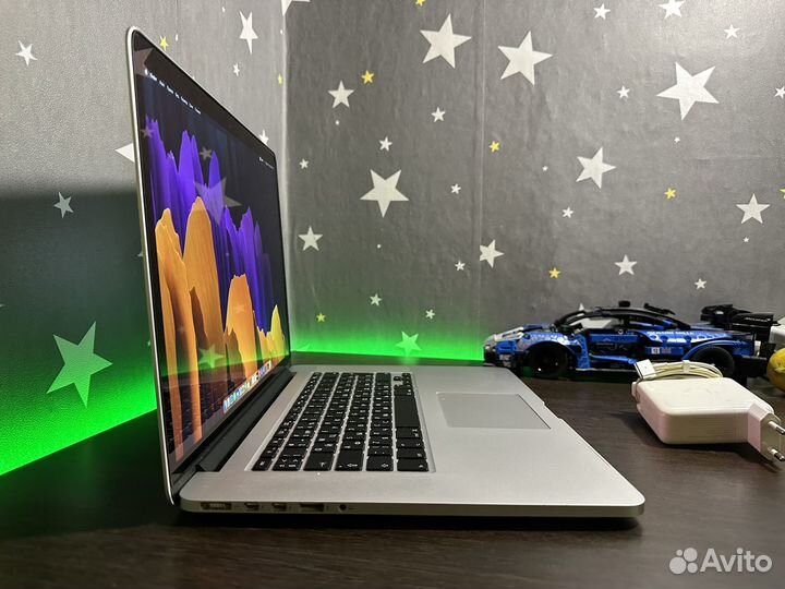 Macbook Pro 15 2015 i7 16 256 379 циклов Retina