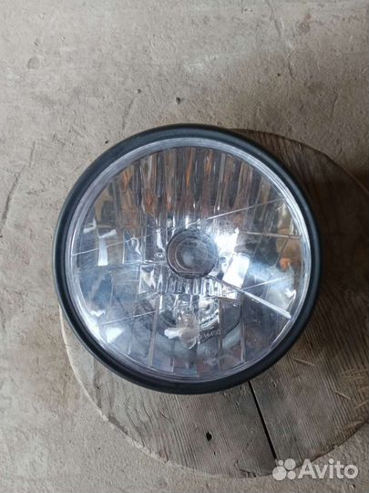 Фара для мопеда в корпусе