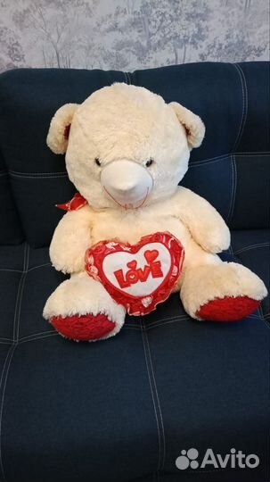 Плюшевый медведь