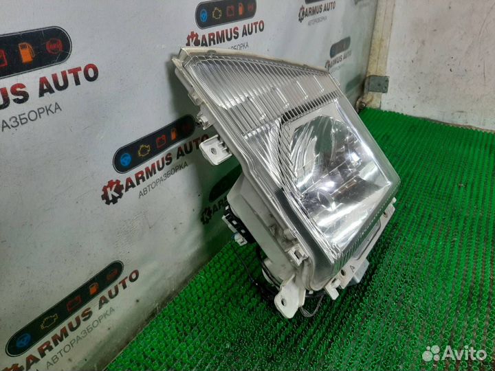 Фара правая Isuzu Elf NKR85 4JJ1TCS