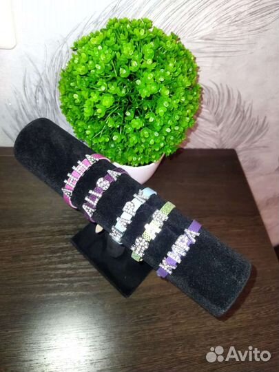 Именной баслет со стразами