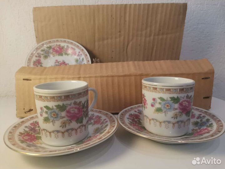 Фарфоровые чашки с блюдцами времен СССР