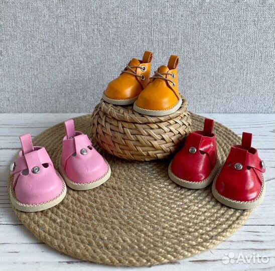 Обувь для куклы