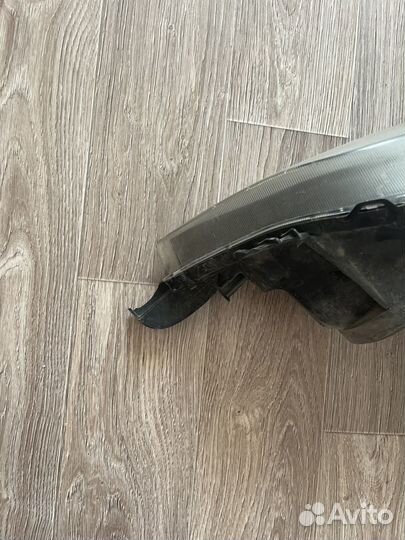 Toyota vista ardeo фара