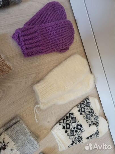 Варежки и носки шерстяные