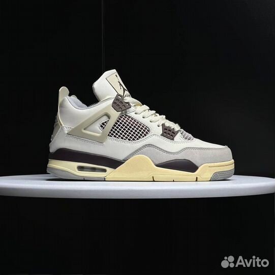 Кроссовки Nike Air Jordan 4 white