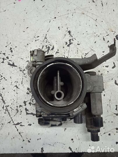 Дроссельная заслонка с дмрв Nissan Sunny Ниссан