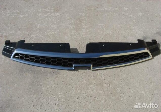 Решётка радиатора Chevrolet Cruze верхняя
