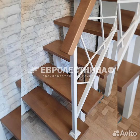 Лестница на второй этаж