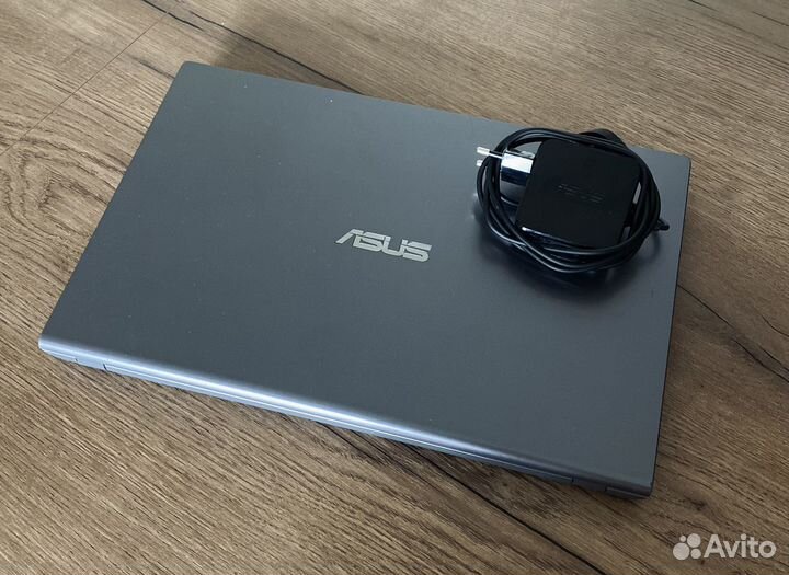 Ноутбук asus