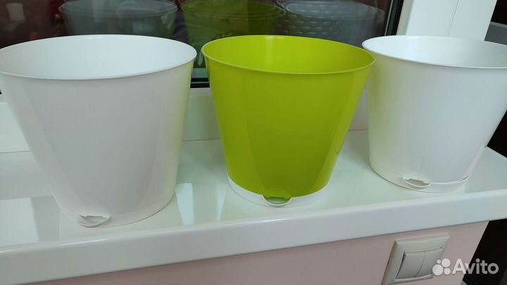 Горшки для цветов пластиковые