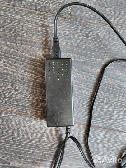 Блок питания 12v 2,5а Motorola