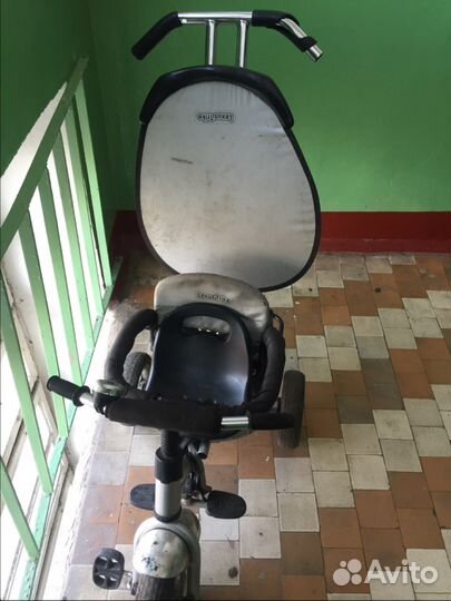 Трехколёсный велосипед