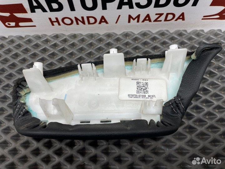 Подлокотник дверной карты задний правый Honda