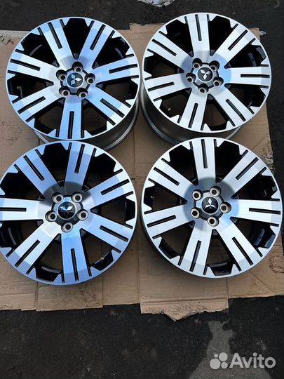 Диски литые R18 Mitsubishi Мицубиси