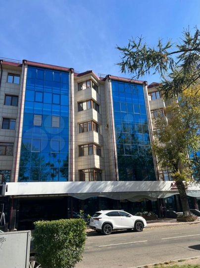 4-к. квартира, 169 м², 4/10 эт.