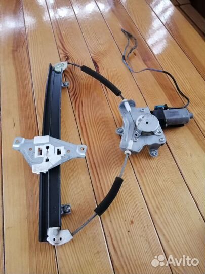 Стеклоподъемник передний Шевроле Лачетти
