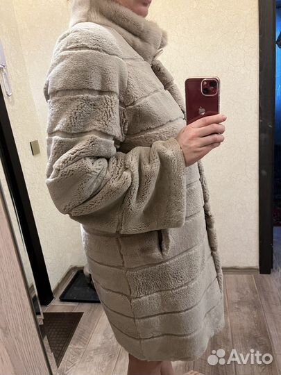 Шуба из бобрика