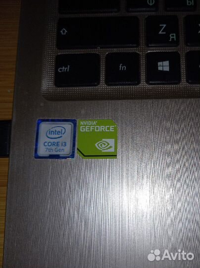 Ноутбук asus