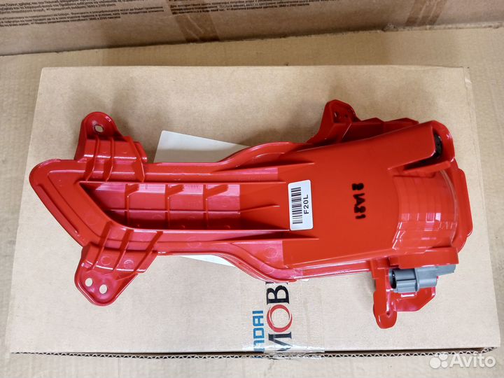 Фонарь задний противотуманный левый Kia RIO 2017)