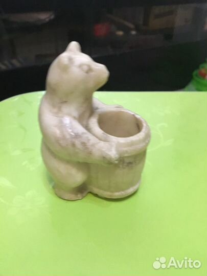 Медведь из камня