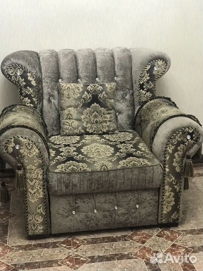 Диван и 2 кресла