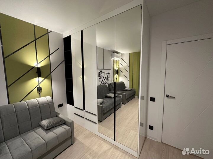 Шкаф распашной