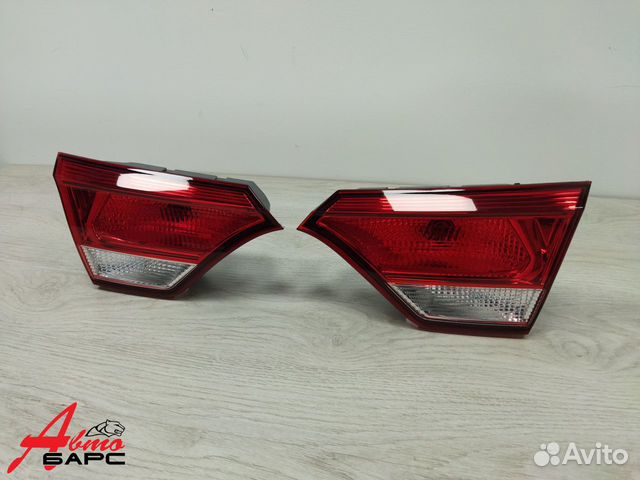 Фонарь внутренний левый/правый Kia Rio 2017-2020