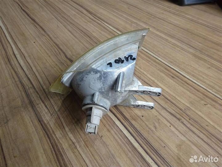 Указатель поворота левый ваз 2110