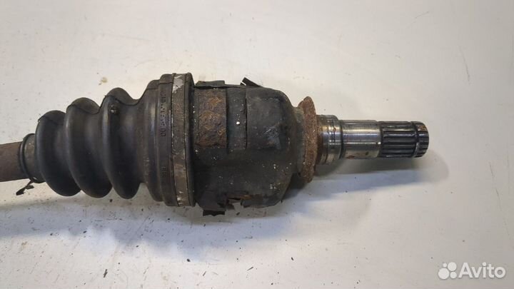 Полуось Toyota Avensis 1, 2001