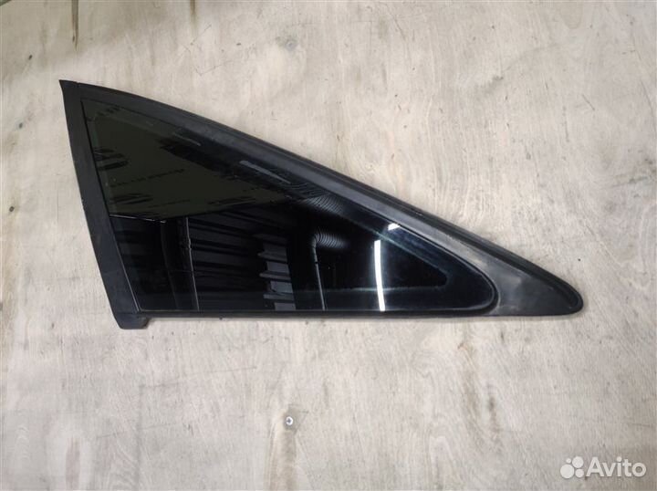 Форточка задняя левая Audi A6 C6