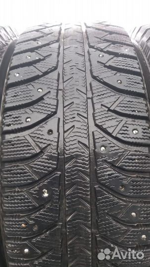 Bridgestone Ice Cruiser 7000 205/65 R15 94T