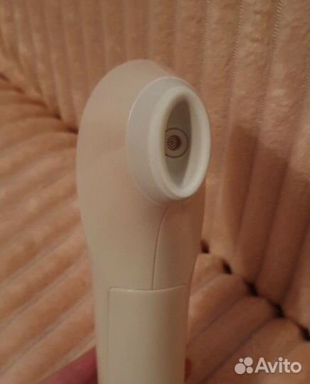 Вакуумный массажер для лица