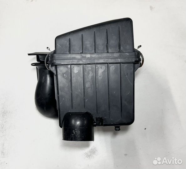 Корпус воздушного фильтра Mazda 6 GG 1.8