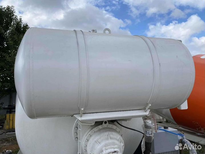 Водобак на миксер абс