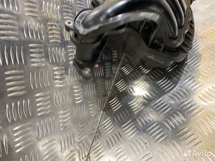 Коллектор впускной Kia Rio 3