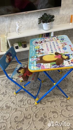 Столик развивающий и стульчик для детей