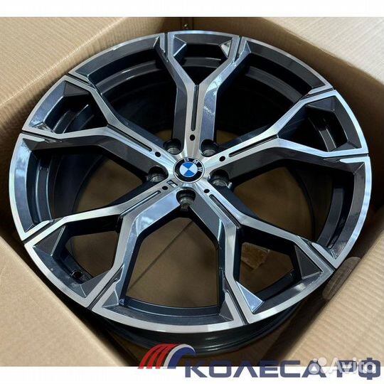 Диски R22 для BMW 741 М стиль