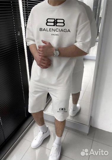 Костюм balenciaga