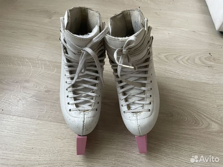 Фигурные коньки jackson freestyle 33 размер (3c)