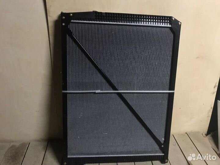 Радиатор охлаждения двигателя Mercedes Actros 2023