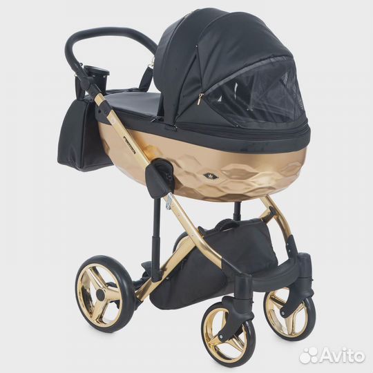 Коляска Adamex Chantal Star 2 в 1 - star 102