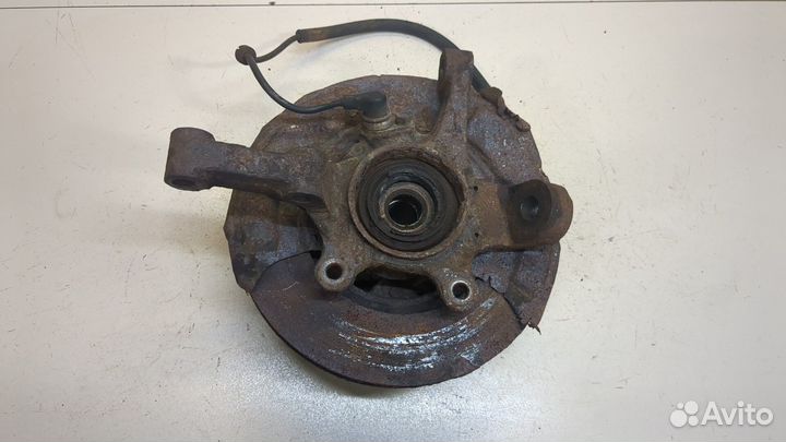 Ступица (кулак, цапфа) Infiniti QX4 (JR50), 1997