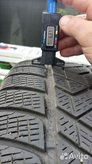 Pirelli Scorpion Winter 235/55 R18 104H