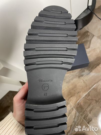 Лоферы женские