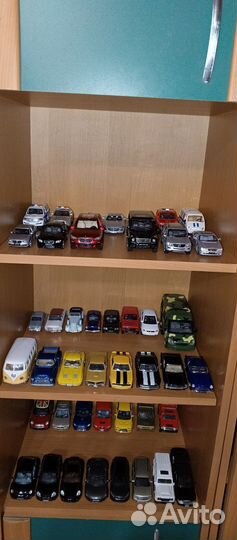 Коллекция масштабных моделек авто
