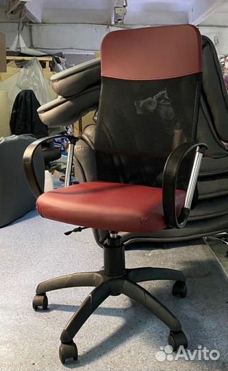 Компьютерное кресло