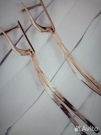 Золотые серьги